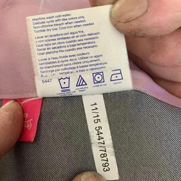 HOST PICK Disney Princess curtain panel, 41 1/2 x  64, EUC - Picture 3 of 3